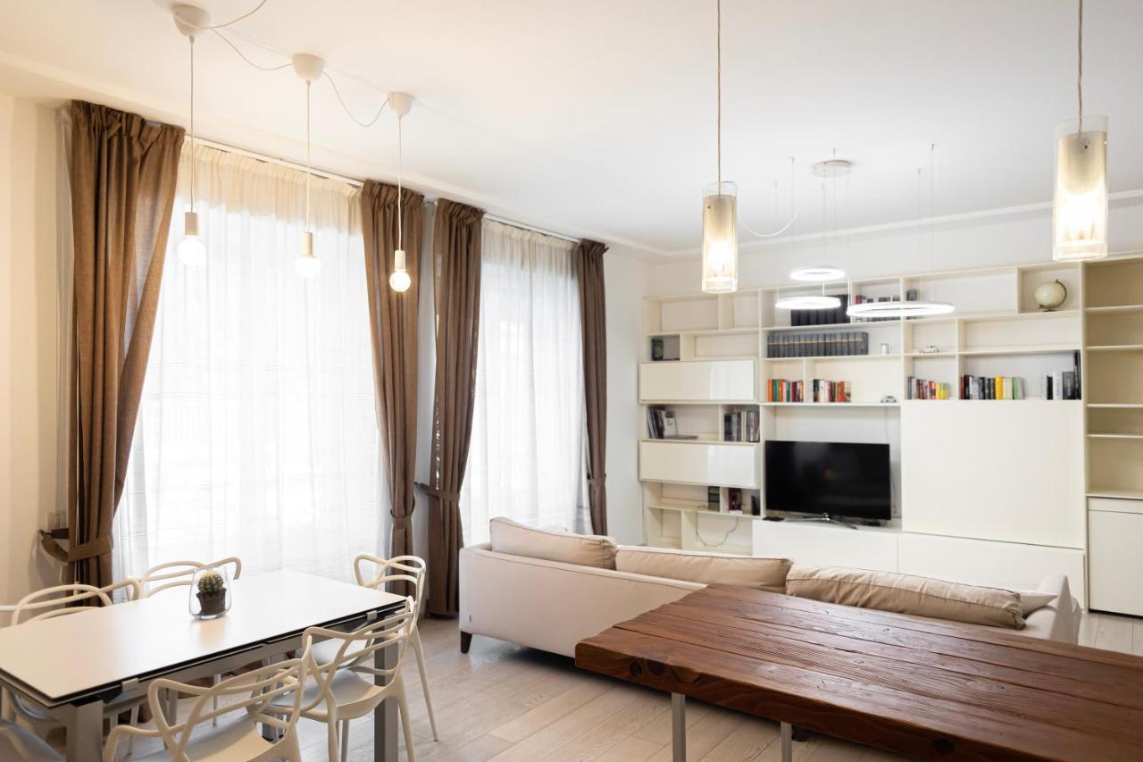 Elegante E Spazioso Quadrilocale In Porta Venezia Milánó Kültér fotó