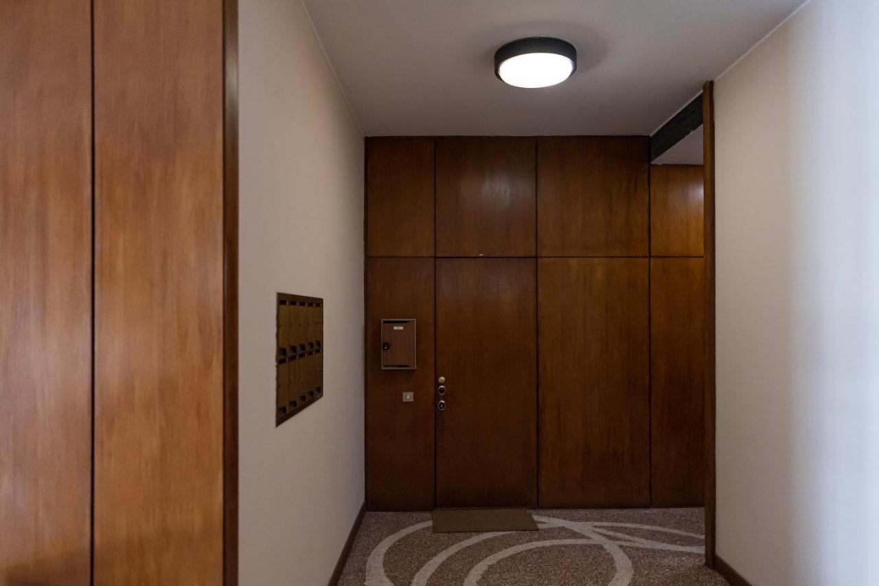 Elegante E Spazioso Quadrilocale In Porta Venezia Milánó Kültér fotó