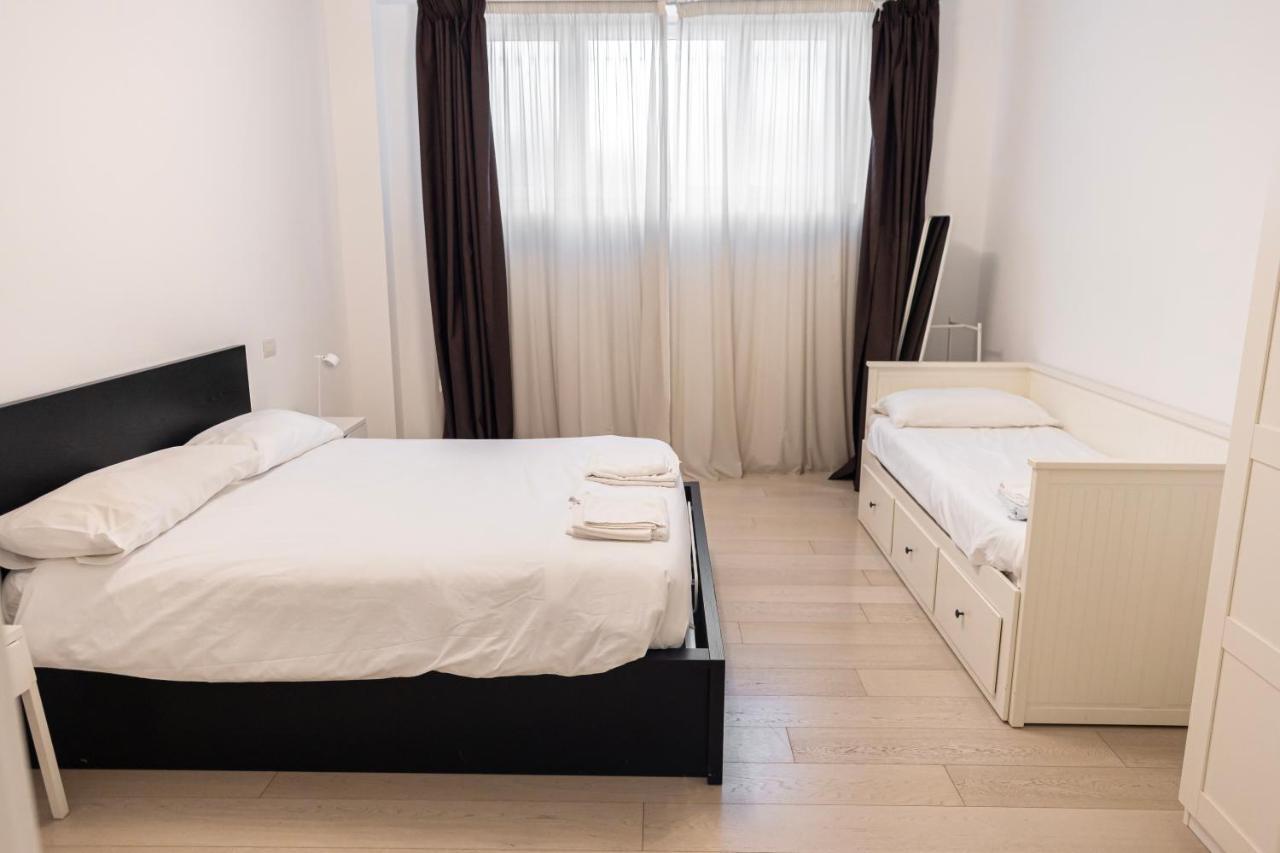 Elegante E Spazioso Quadrilocale In Porta Venezia Milánó Kültér fotó